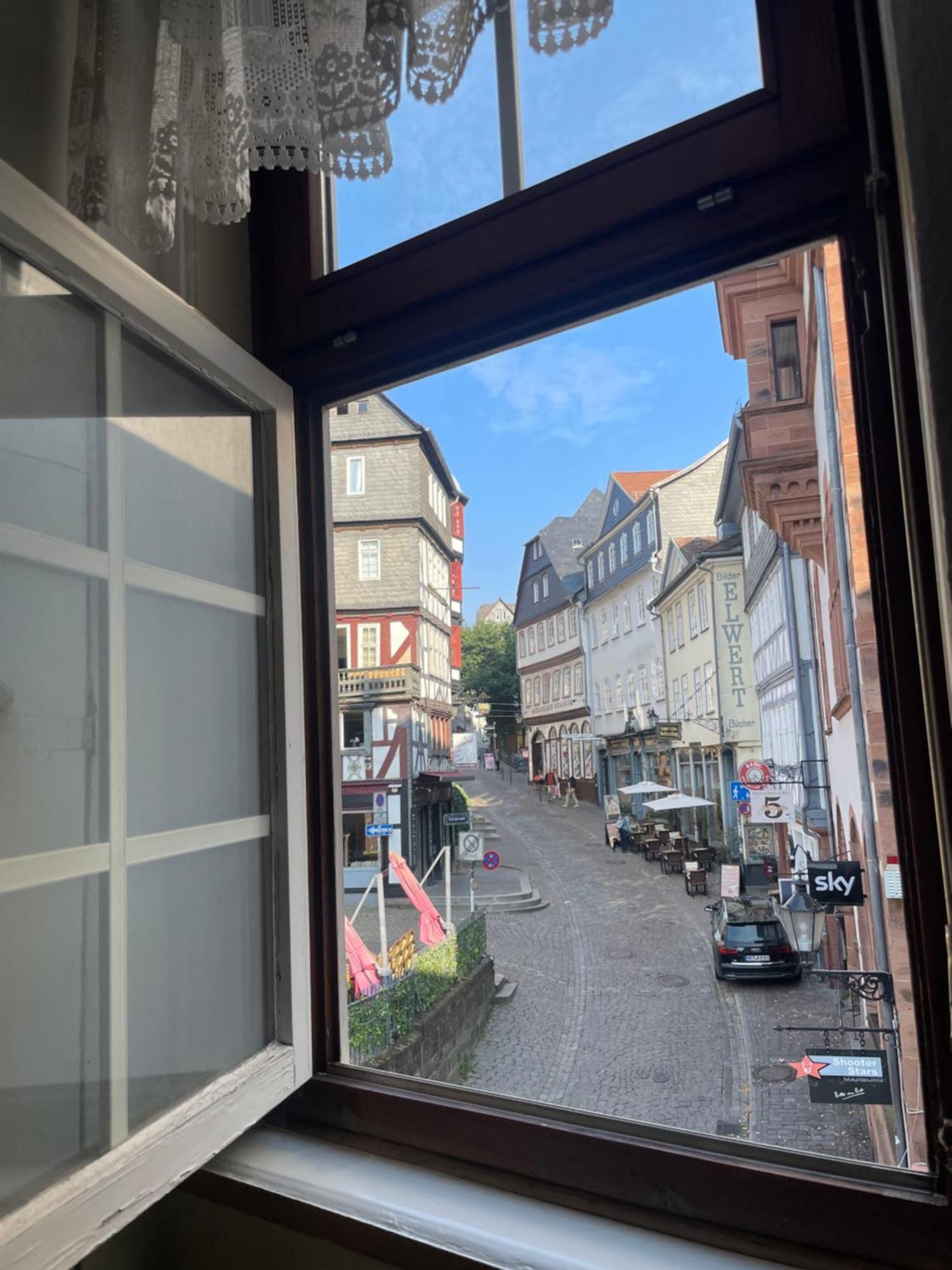 Vetters Romantisches Gaestezimmer In Der Marburger Oberstadt Luaran gambar